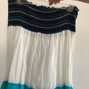 Magazine SZ M Long Blue Colorblock Tiered Flowy Skirt - great condition